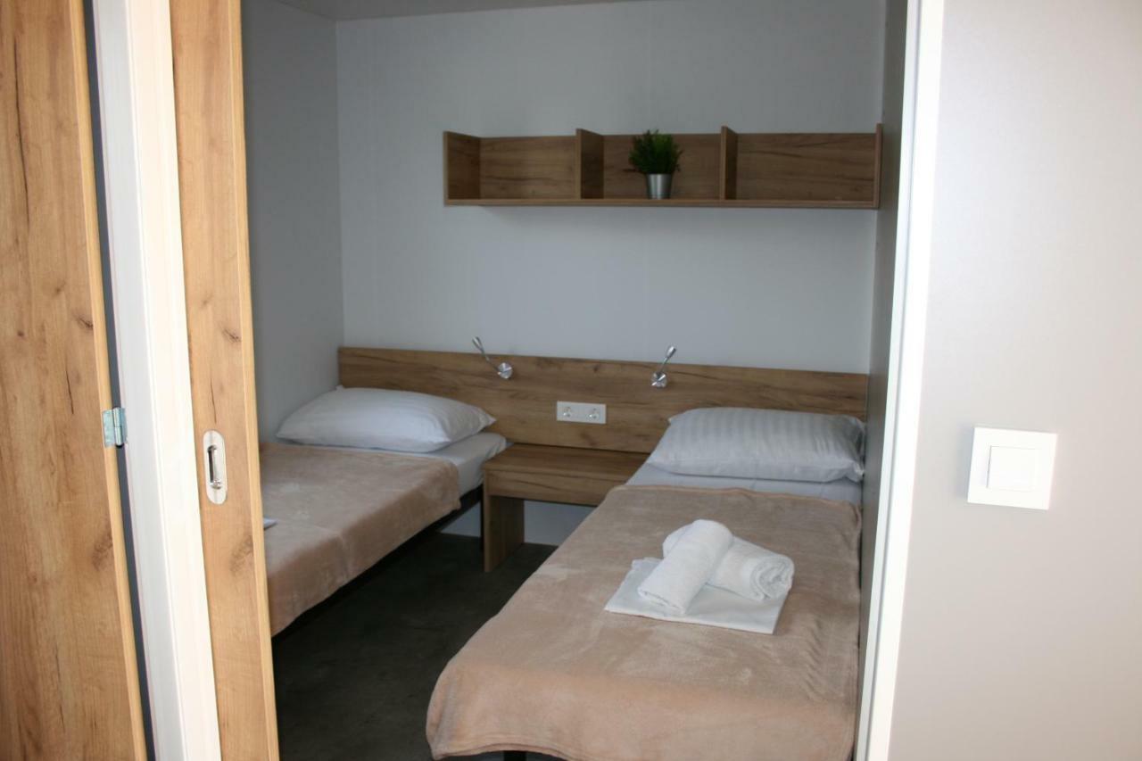 Mobile Homes Katinka, Starigrad Paklenica, Croatia Екстер'єр фото