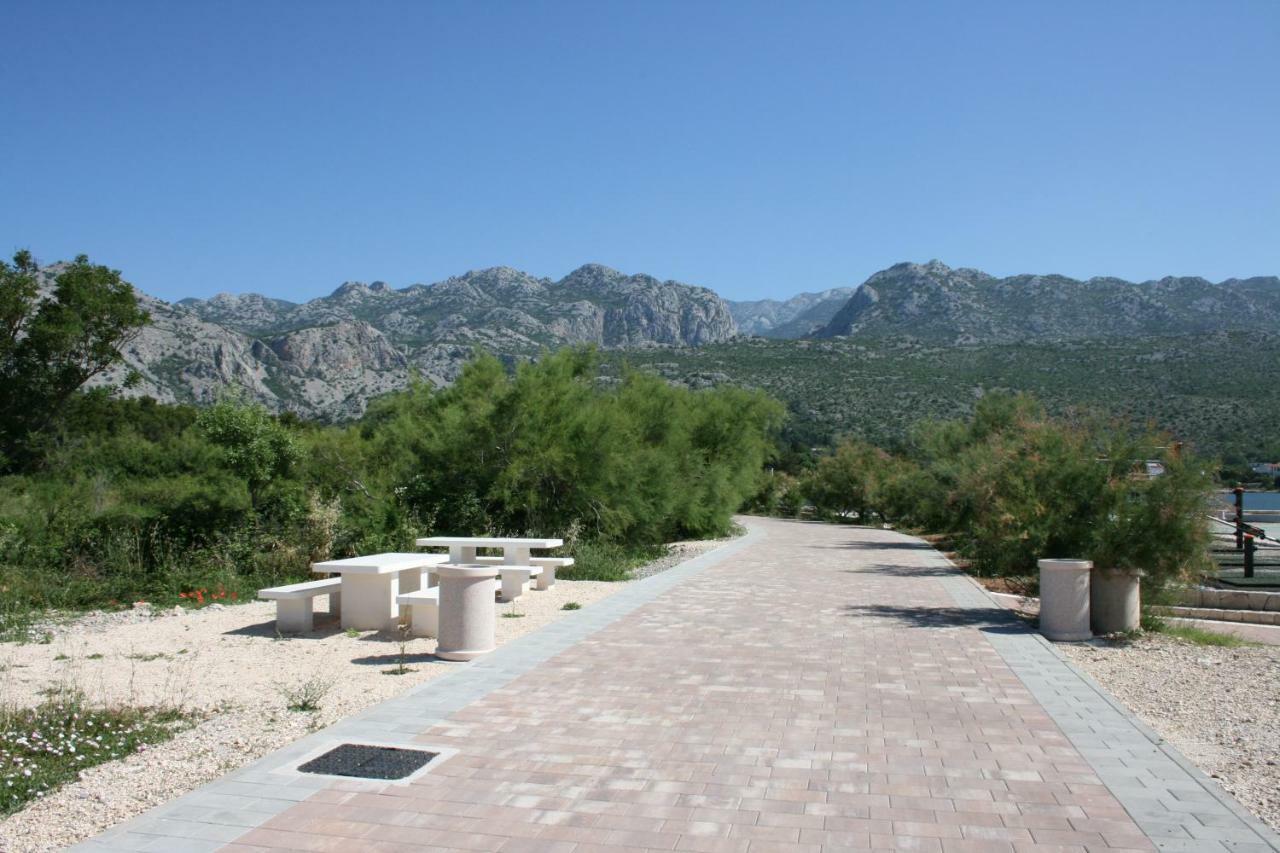 Mobile Homes Katinka, Starigrad Paklenica, Croatia Екстер'єр фото