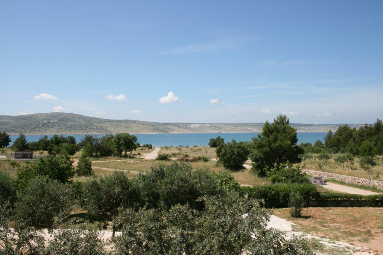 Mobile Homes Katinka, Starigrad Paklenica, Croatia Екстер'єр фото