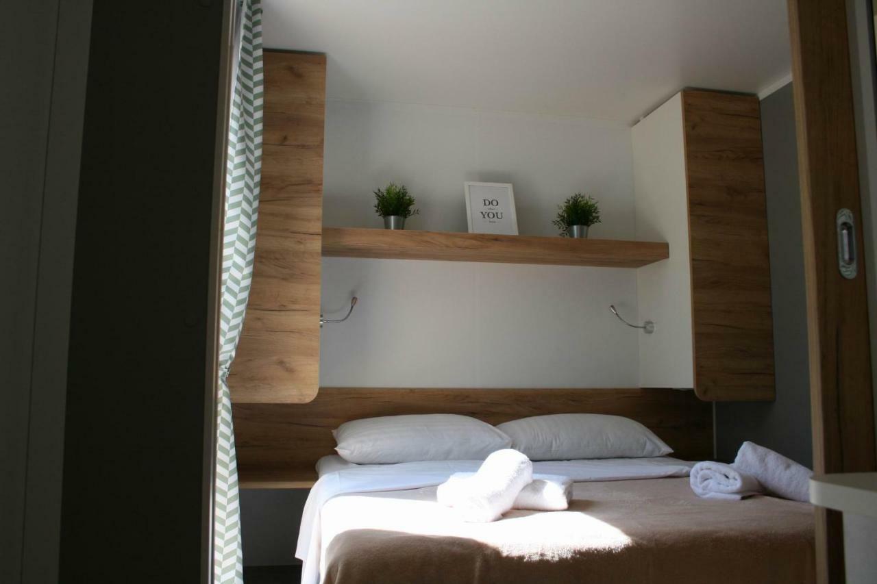 Mobile Homes Katinka, Starigrad Paklenica, Croatia Екстер'єр фото